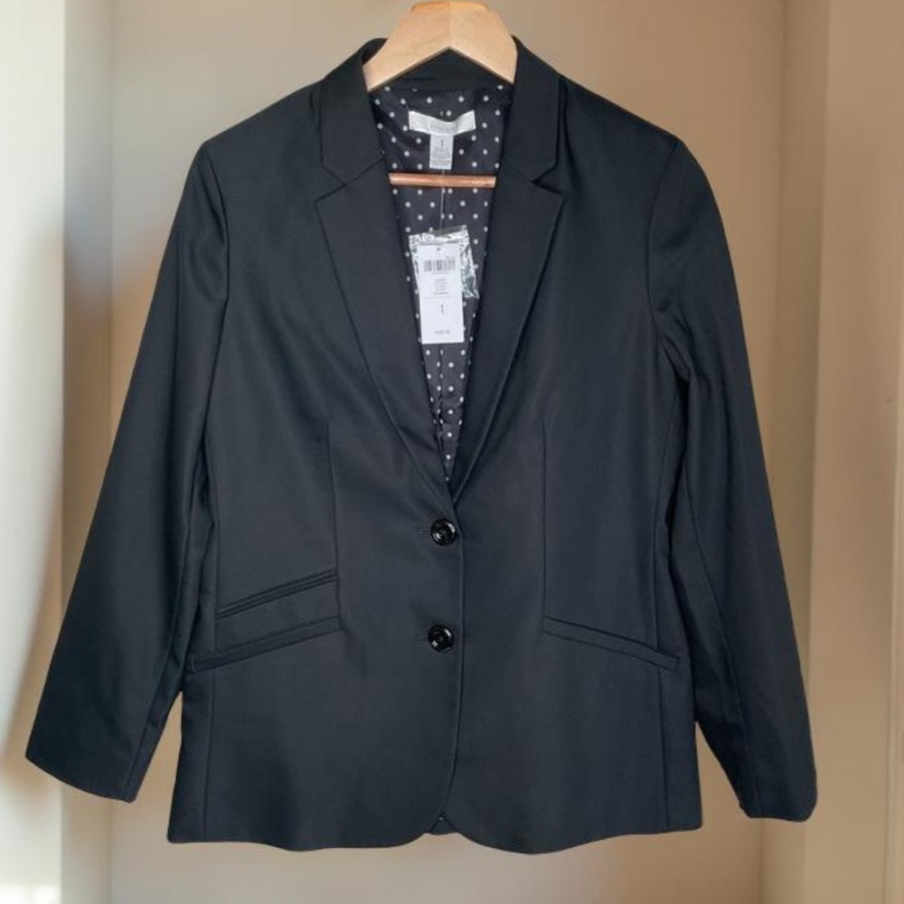 Chico's black blazer, jacket, 3 button sleeve, 2 button at closure size 1 Chico